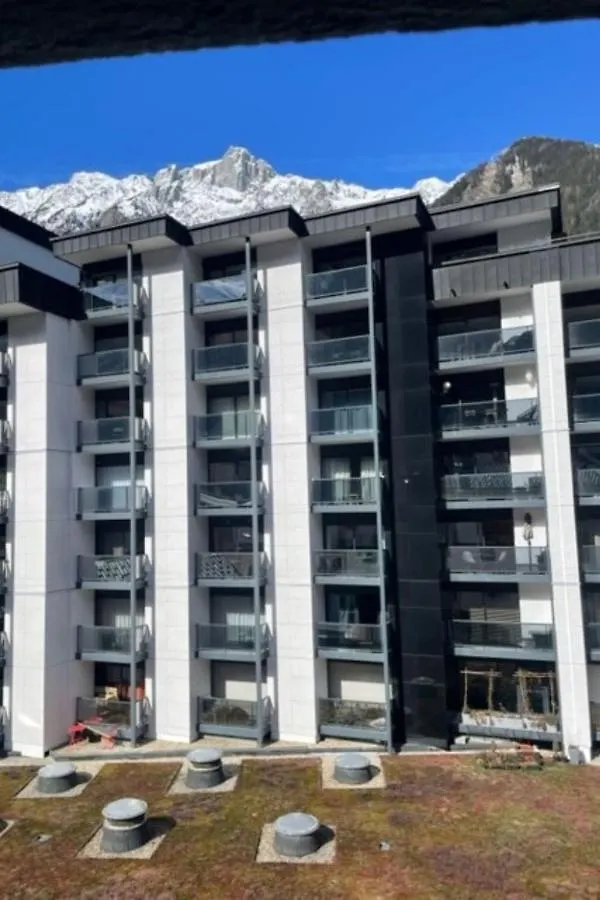 Apartment Le Pavillon By Interhome Chamonix